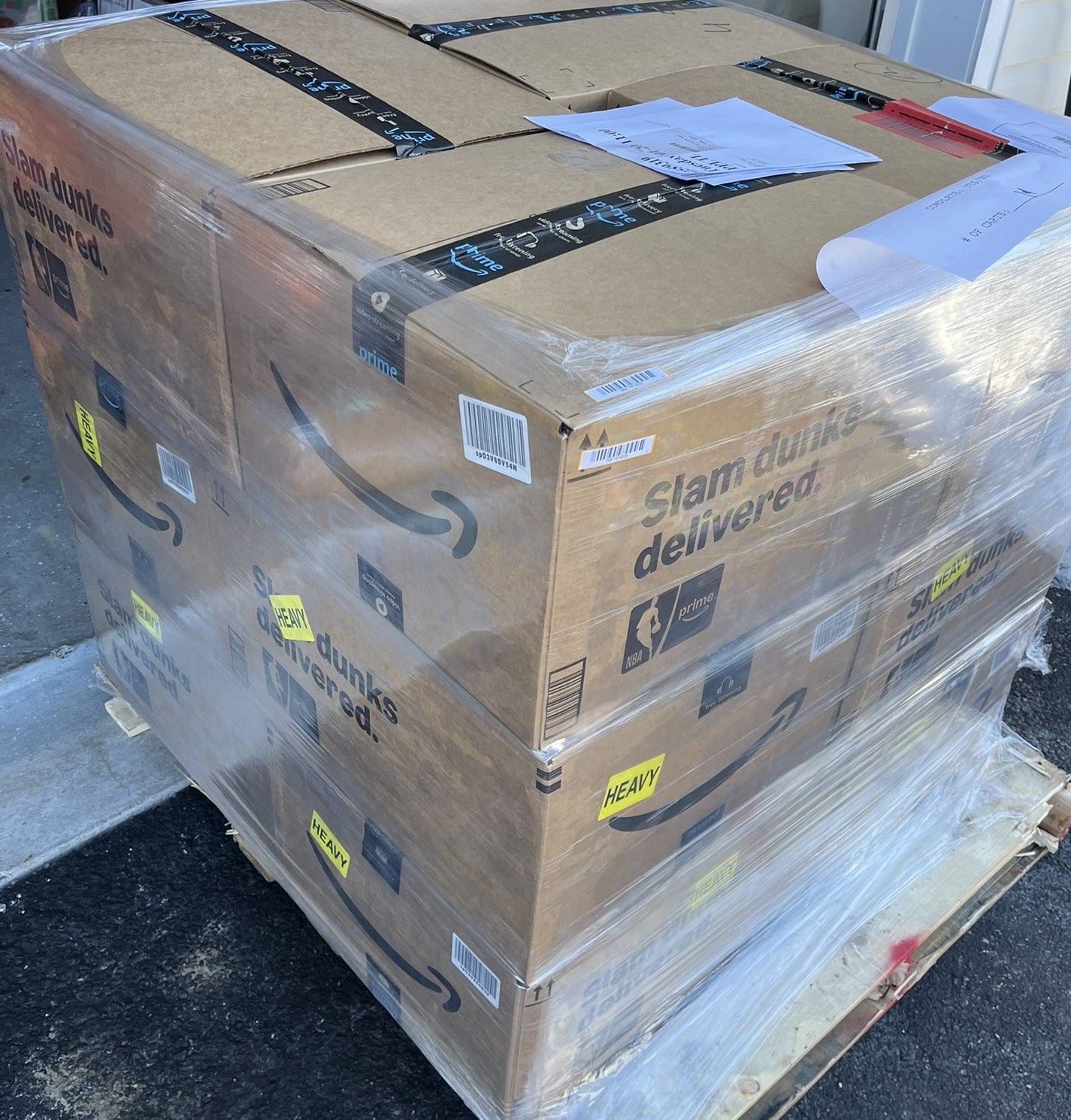 Assorted Amazon Merchandise Returns 8 Mystery Packages